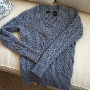 Victoria Secret Moda Grey Cableknit Sweater Sz M